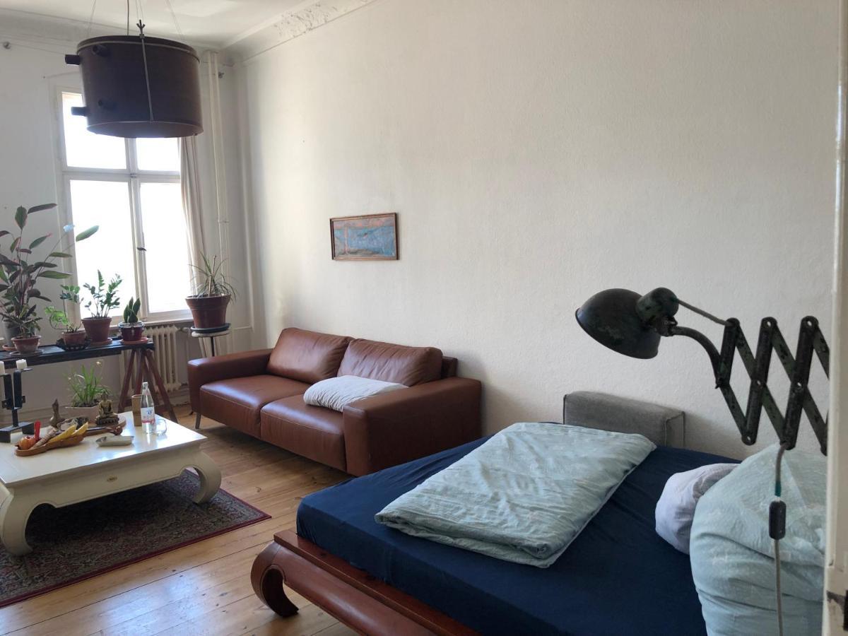 Heller Großer Jugendstil Altbau In Tempelhof Accommodatie bij particulieren Berlijn