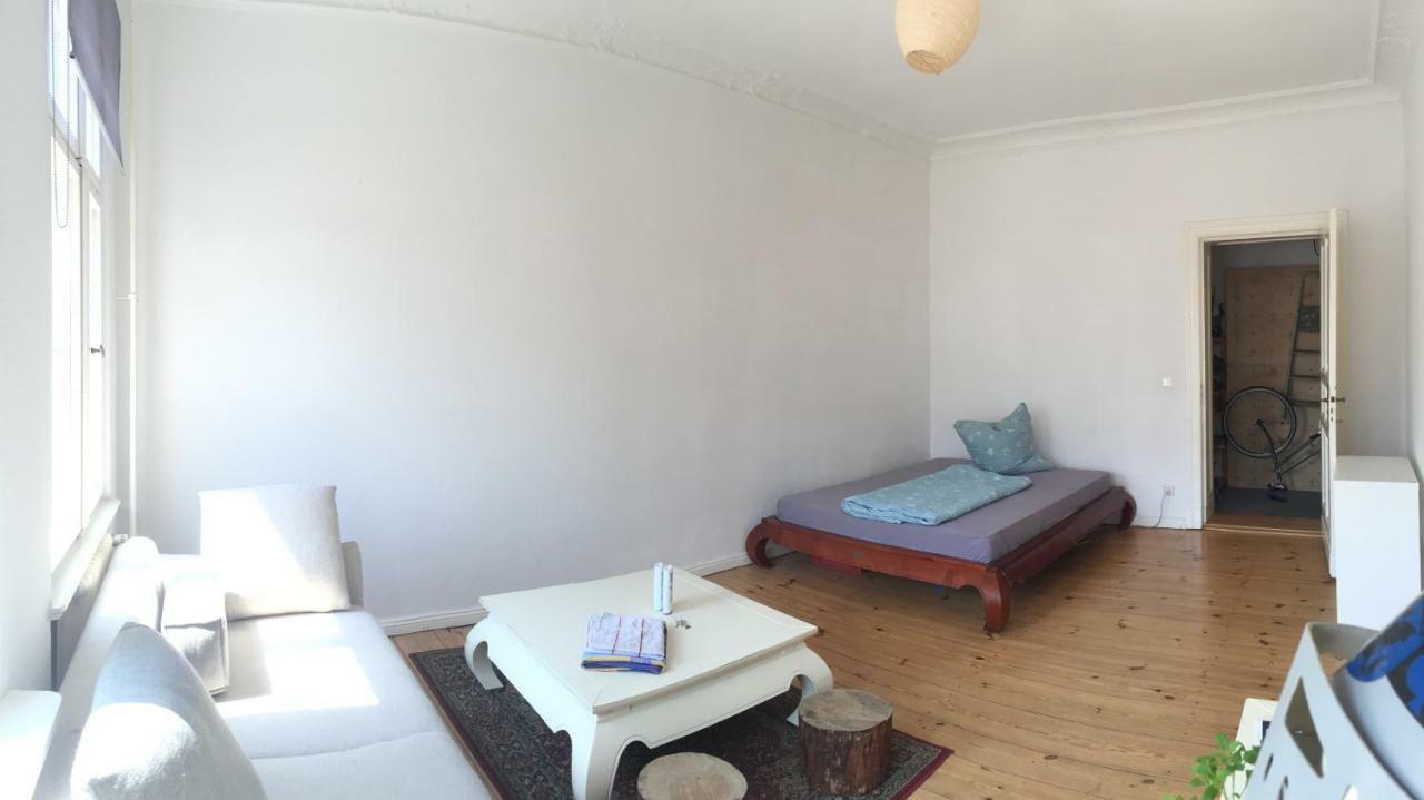 Accommodatie bij particulieren Heller Großer Jugendstil Altbau In Tempelhof Berlijn